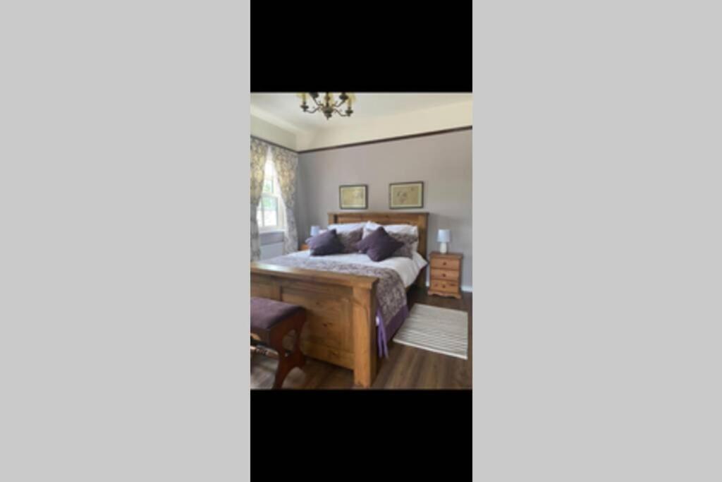 Tinahely Yellow Heights Accommodation מראה חיצוני תמונה