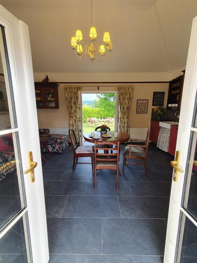 Tinahely Yellow Heights Accommodation מראה חיצוני תמונה
